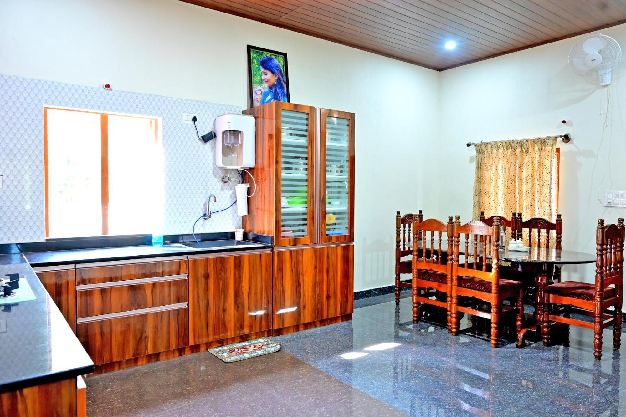 Hulihara Homestay - Full Villa, Coffee Estate & Balcony View Sakleshpur Dış mekan fotoğraf