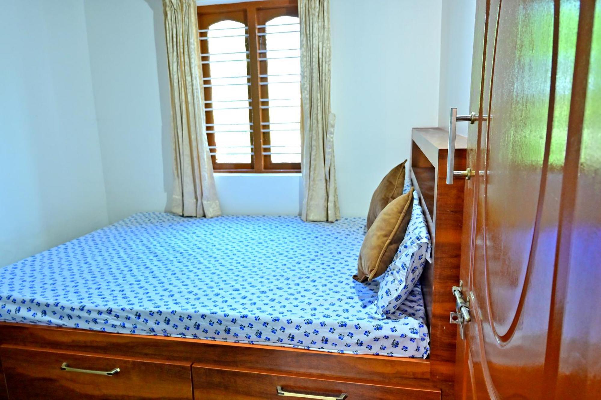 Hulihara Homestay - Full Villa, Coffee Estate & Balcony View Sakleshpur Dış mekan fotoğraf
